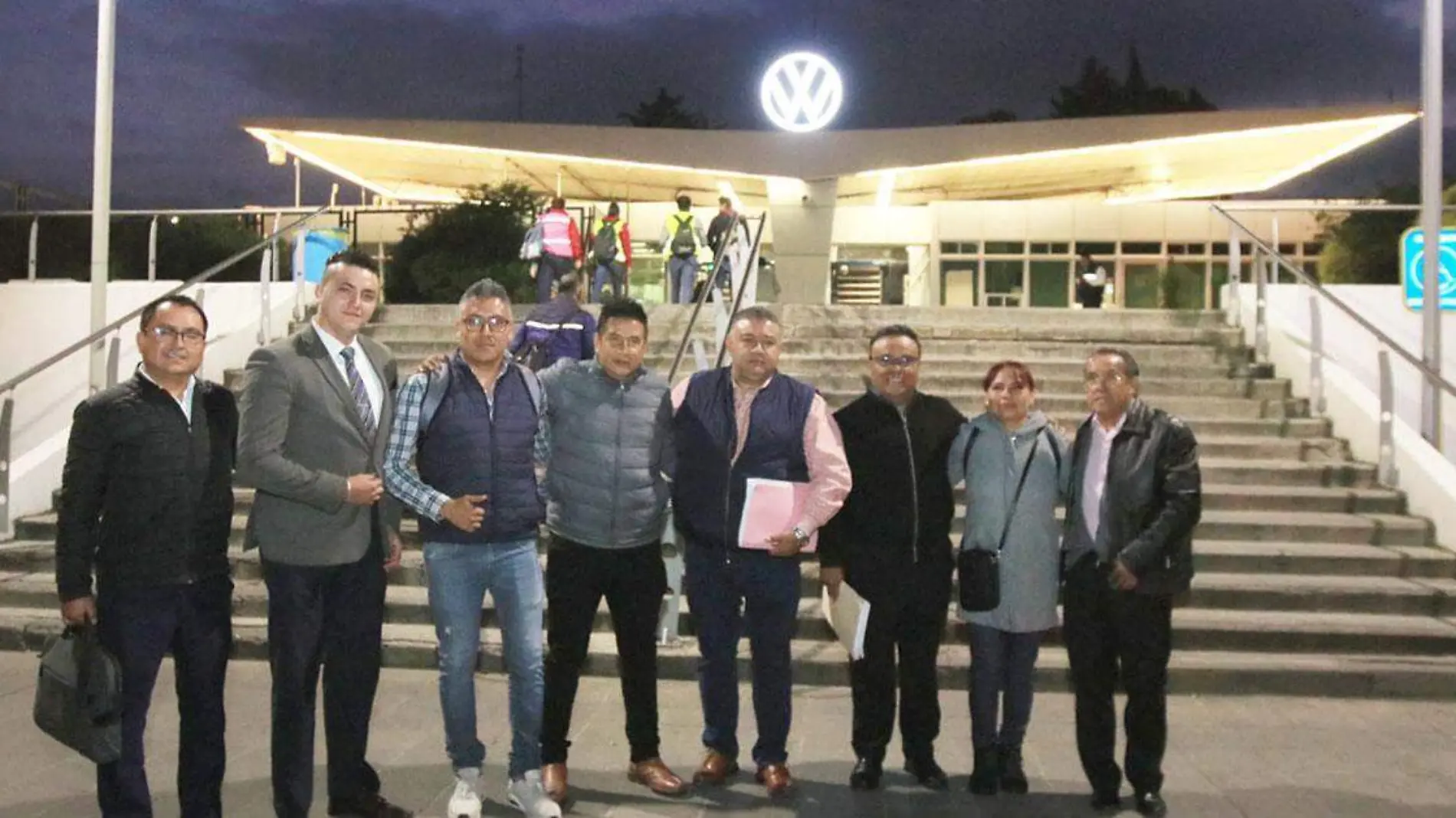 La empresa Volkswagen de México, con sede en Puebla, reinstaló a cinco de los ocho trabajadores que había despedido